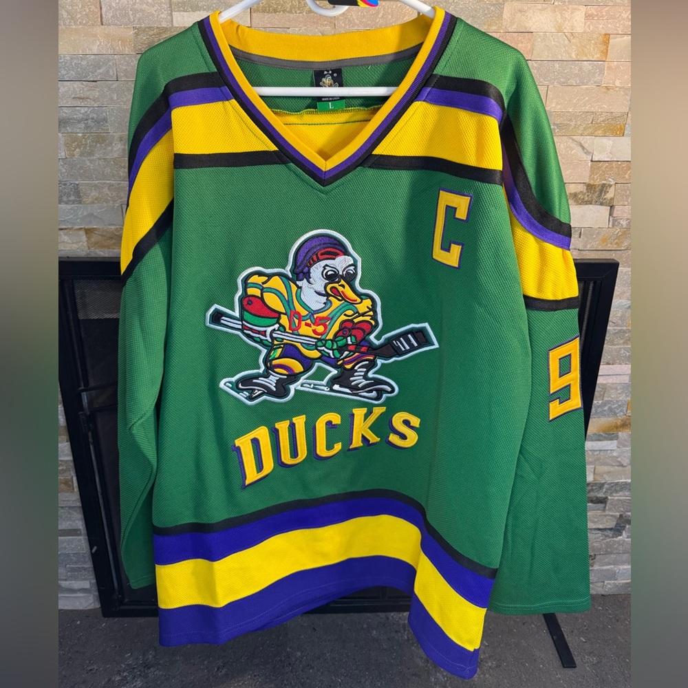 Sz Lg Adam Banks #99 Mighty Ducks Movie Jersey Stitched D-5 team Logo 26x31 EUC